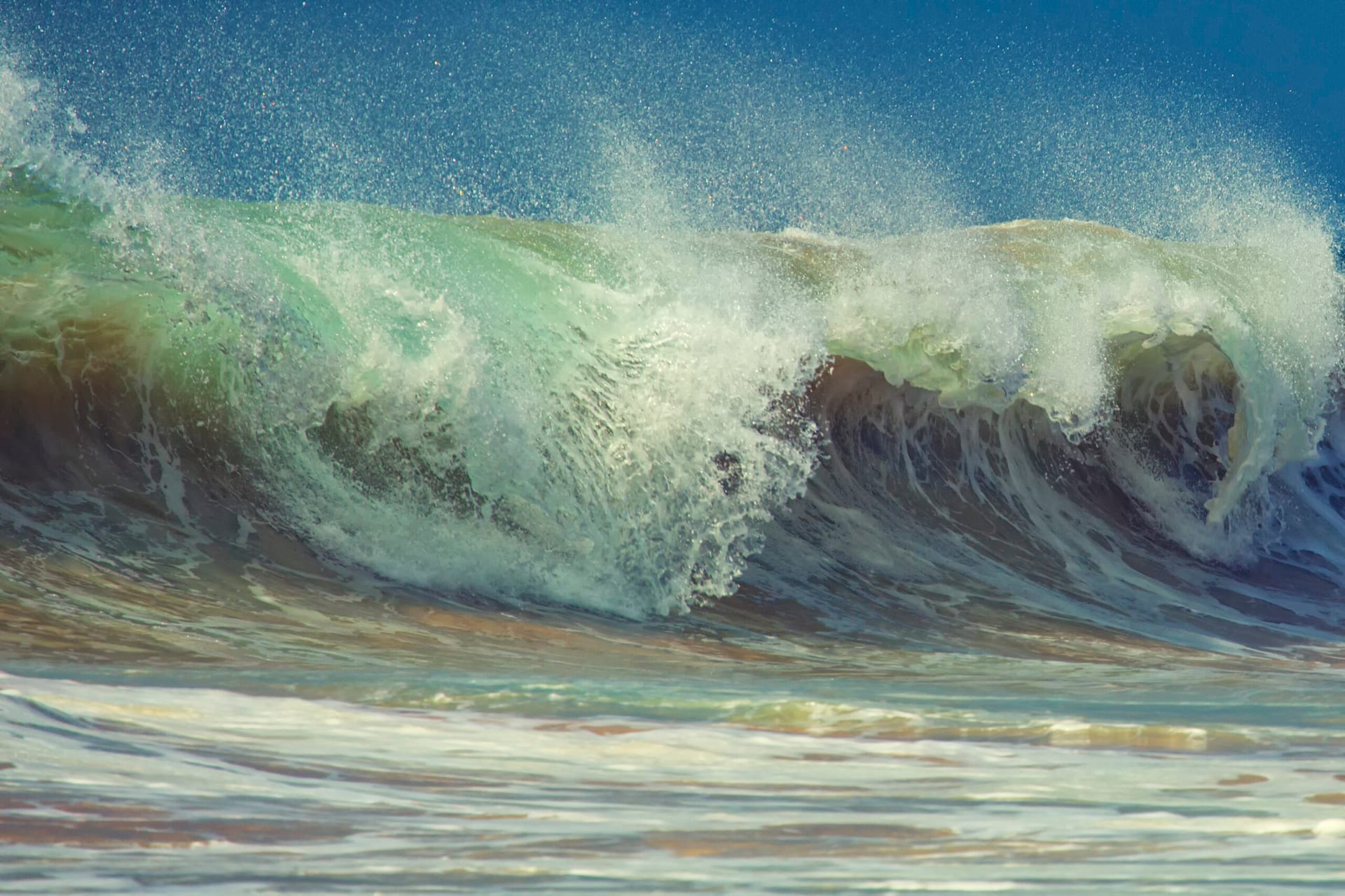 ¿Qué Significa Soñar con un Tsunami?